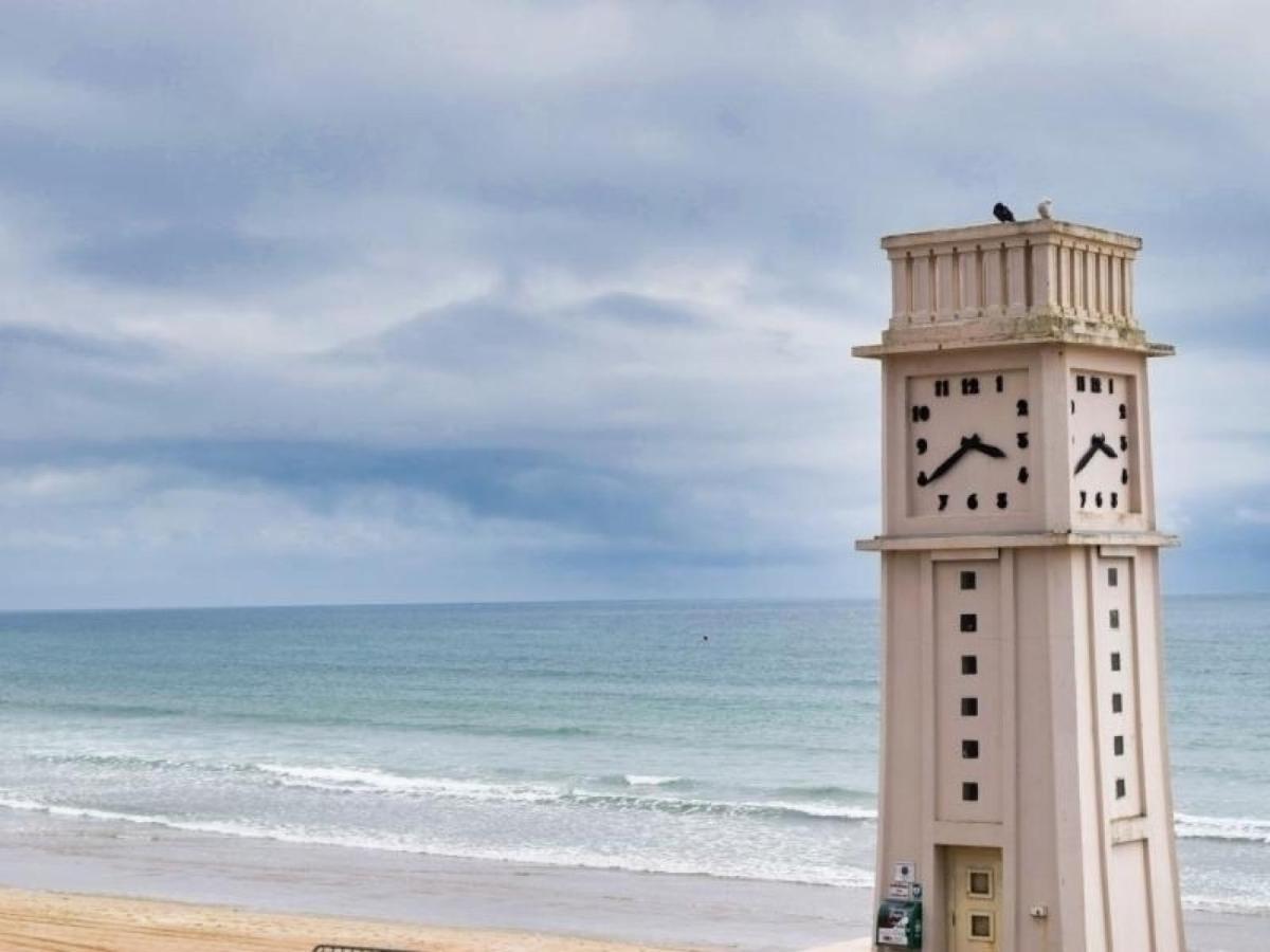 Appartement T2 Avec Balcon Et Vue Mer, 1Er Etage, Ascenseur, Tv, Cuisine Equipee - Fr-1-197-466 Les Sables-d'Olonne Ngoại thất bức ảnh