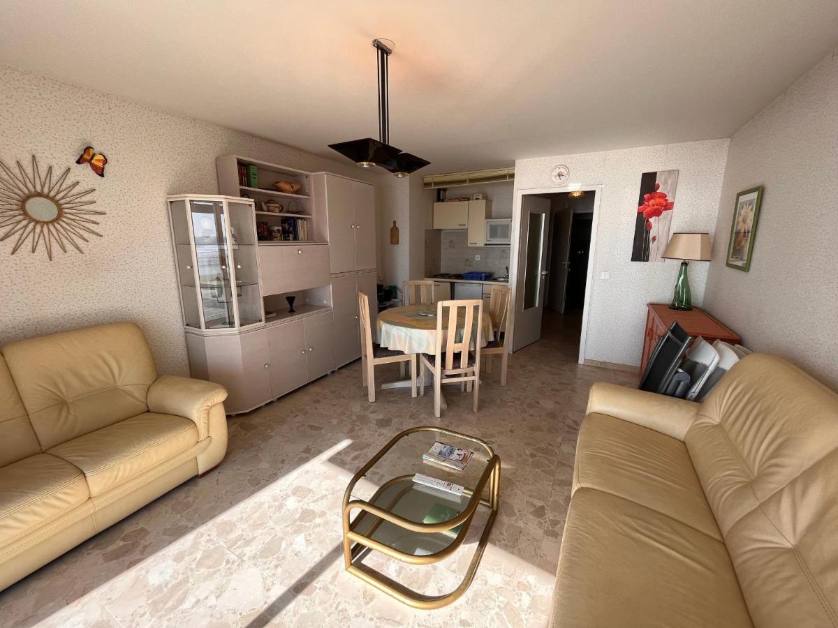 Appartement T2 Avec Balcon Et Vue Mer, 1Er Etage, Ascenseur, Tv, Cuisine Equipee - Fr-1-197-466 Les Sables-d'Olonne Ngoại thất bức ảnh